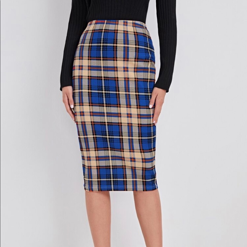 NWOT Women’s Multicolor Pencil Skirt